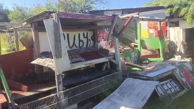 Artist's roadside stand damaged by Hurricane Irma | Digital Short