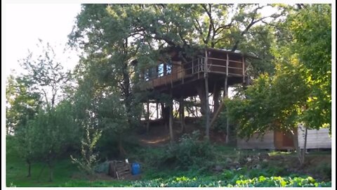 A New We Ecovillages and self-reliant communities in Europe