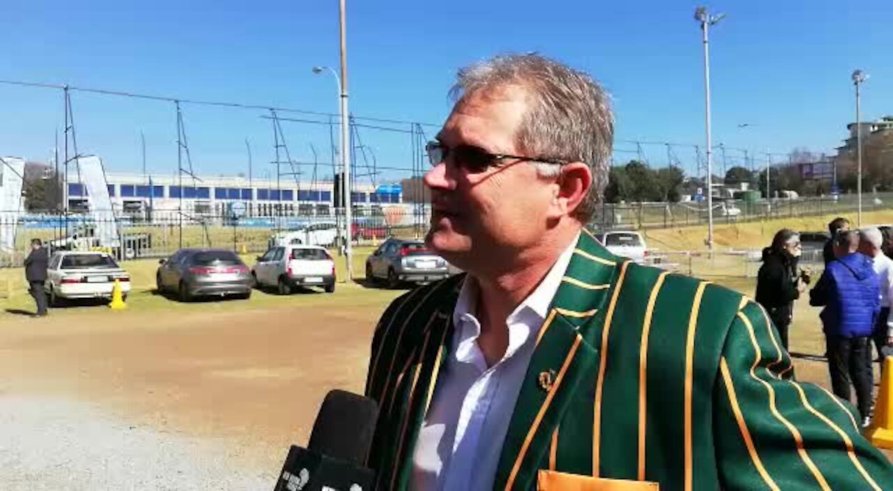 UPDATE 1 - Springbok heroes turn out for James Small funeral (Tjq)