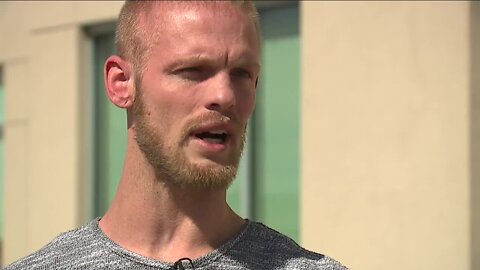 'Thank you so much': Denver7 viewers and Castle Rock car dealership donate car to veteran