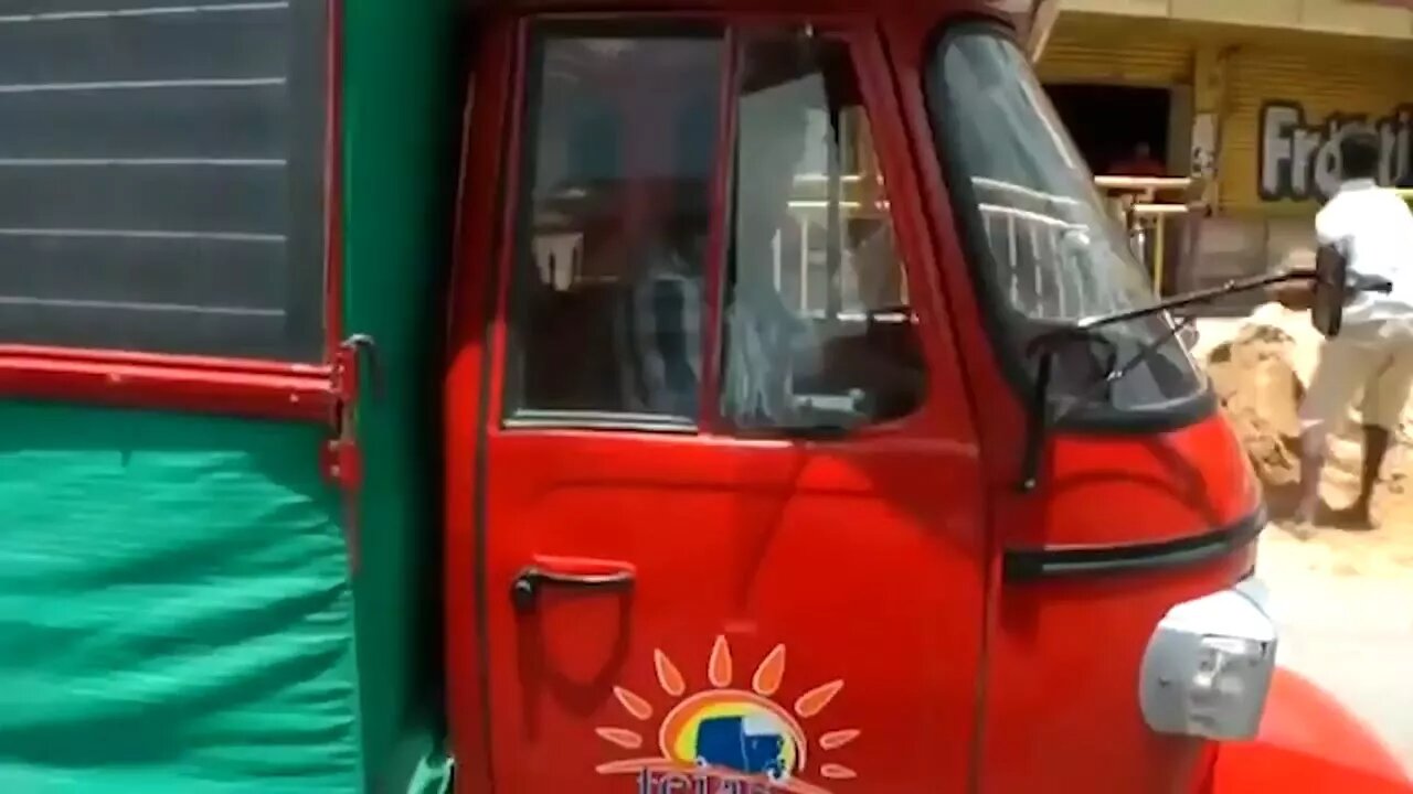 What!? A Solar Powered Tuk Tuk?