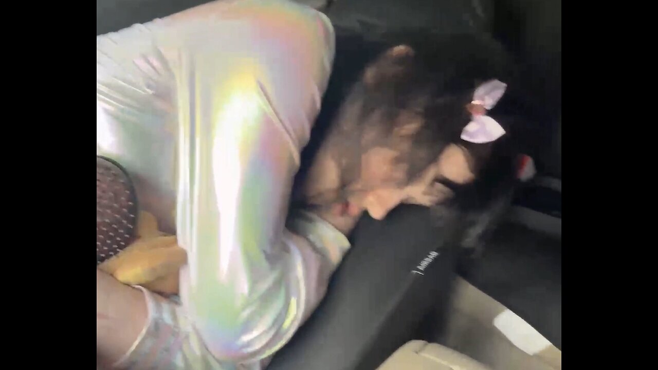 IP2 Stories - Zoe With Slightly Homeless & Darius Crew! Later Goes Back To Mike Spits At Him!