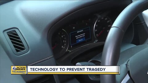 Technology parents can use to set reminders that children are in the car