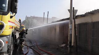 SOUTH AFRICA - Durban - Fire at Jumbo's towing yard (Videos) (oXu)