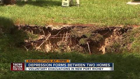 15-foot depression opens up in Pasco County, 4 homes voluntarily evacuated