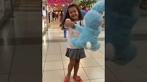 GANHEI UM LINDO COELHO #meme #viral #feliz #shopping #fyp #shorts