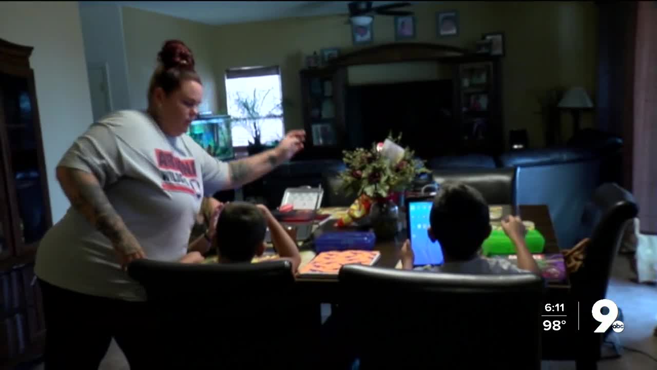 Tucson mom juggles seven kids learning at home