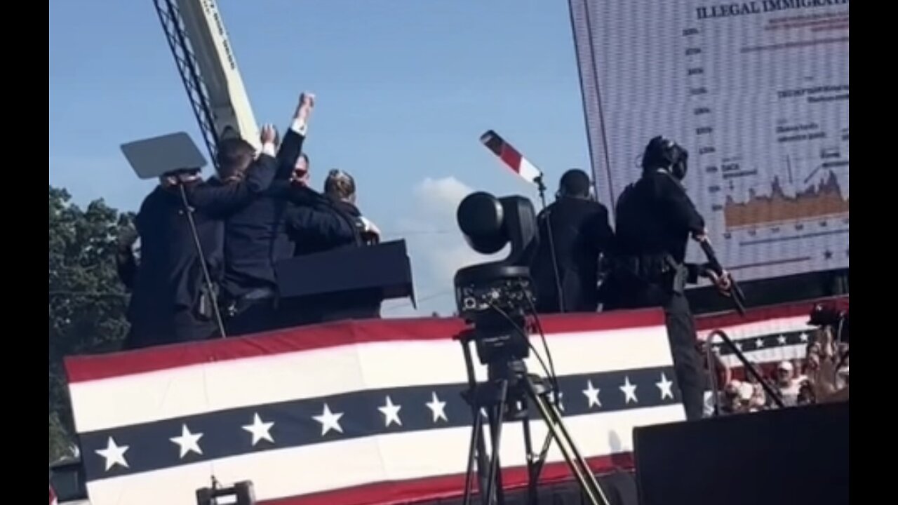 Trump first pump the crowd before he was let off the stage