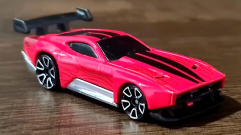 Hot Wheels COUNT MUSCULA 2022 - Red - HW Dream Garage 2/5 - Diecast