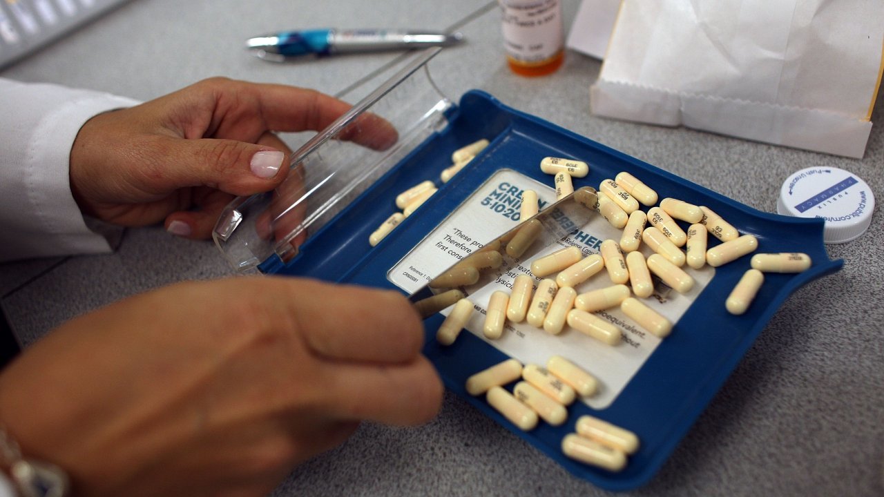 Around 33,000 Europeans Die Every Year From Superbugs