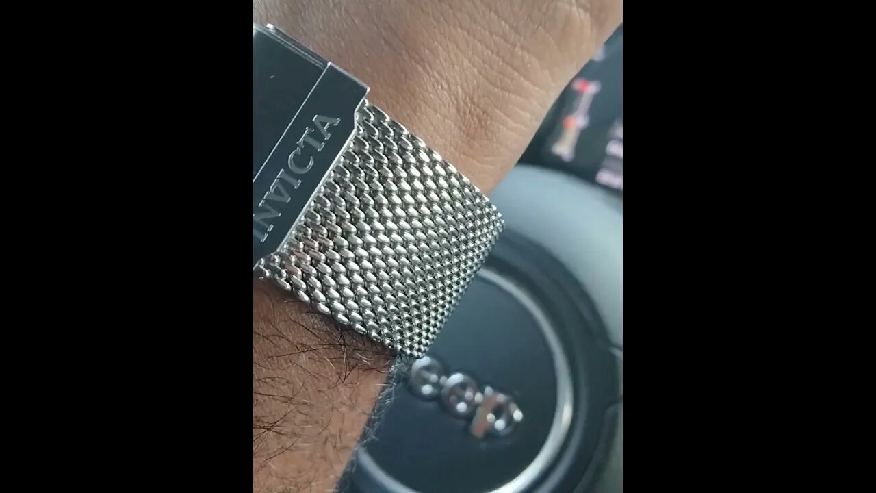 stainless steel vintage men watch with mother of pearl dial & mesh bracelet