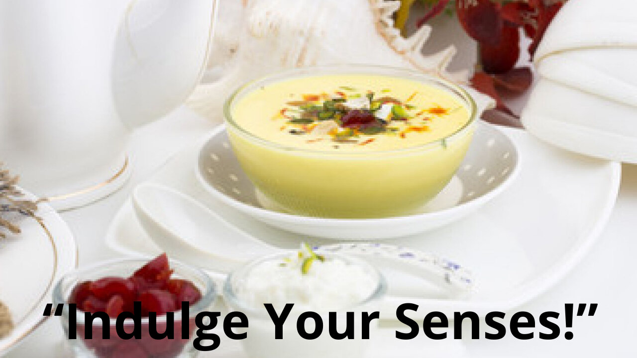 "Indulge Your Senses: The Luxurious Pistachio & Saffron Smoothie Experience!"