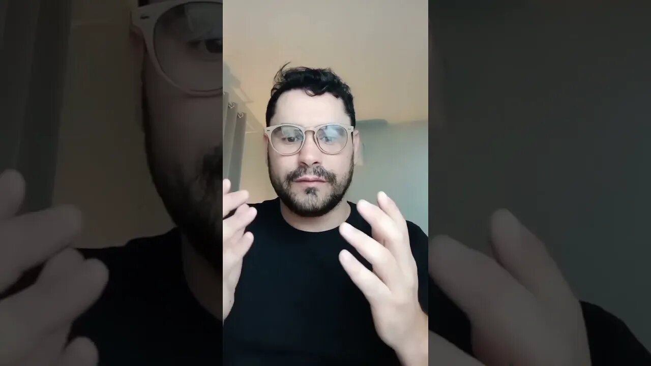 "Aqueles que mergulham no mar das aflições trazem pérolas para cima" Charles Spurgeon 🎁