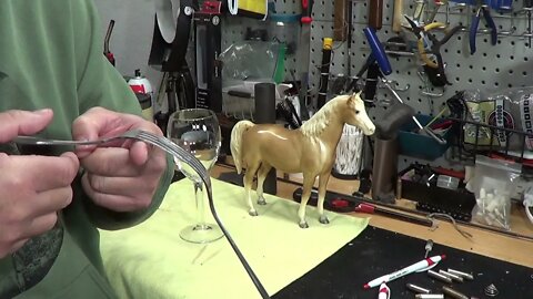 Horse & Balance Science Experiment - Why Balance Can Help or Hurt A Horse