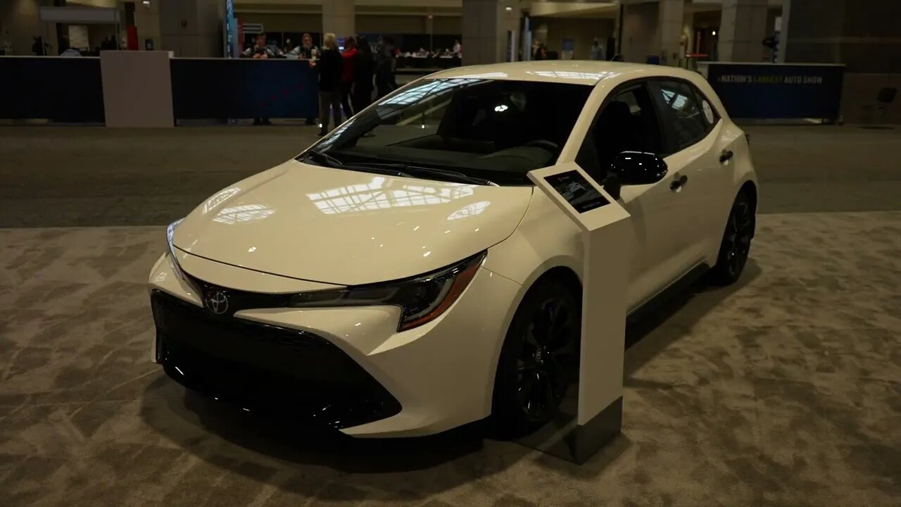 2022 Toyota Corolla SE Nightshade Hatchback