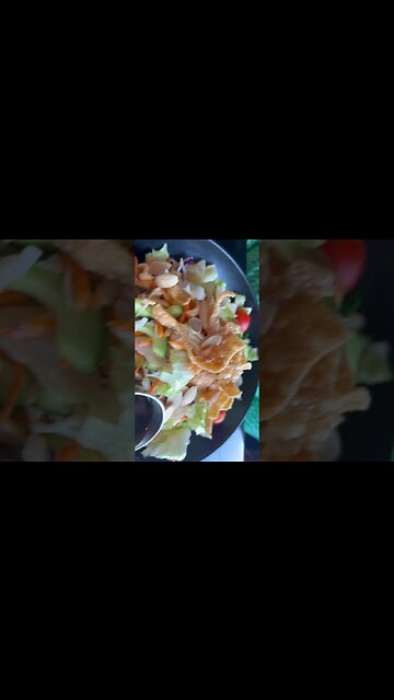 TAKING MOM OUT TO EAT!!