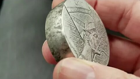 2017 5 oz Egyptian Nefertiti Silver Coin: WARNING: Unsafe With Blade