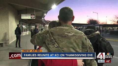 Thanksgiving travel brings family moments to KCI