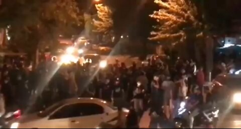 All Iranian people going to protest for freedom