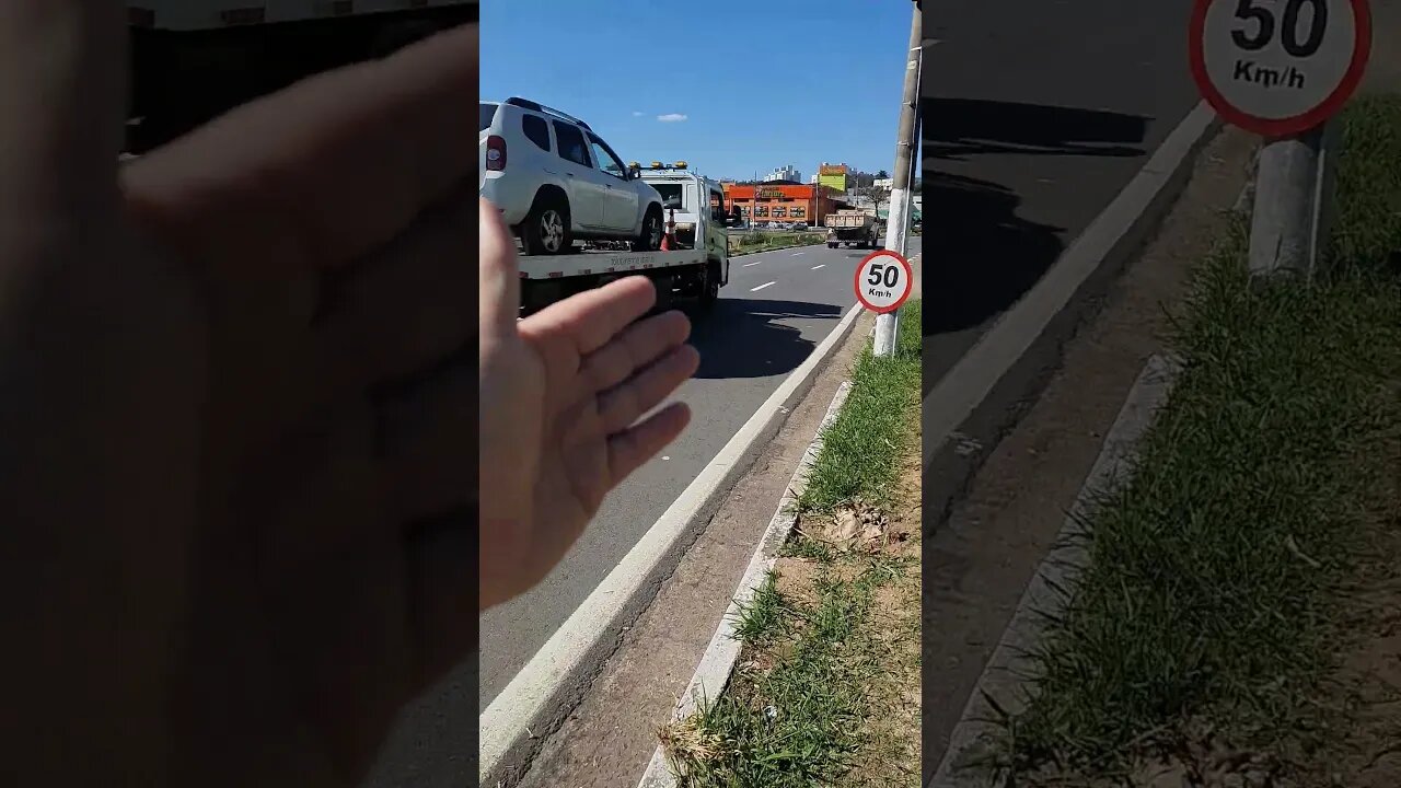 Valinhos em Ação é puro marketing do prefeita que abandonou a cidade por 2.5 anos e agora faz tudo !