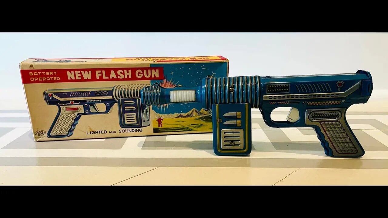 New Flash Gun is rather plain with one exception & the Winner of the 750 Swag Giveaway!