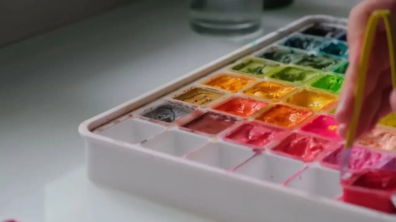 cleaning & refilling my gouache palette