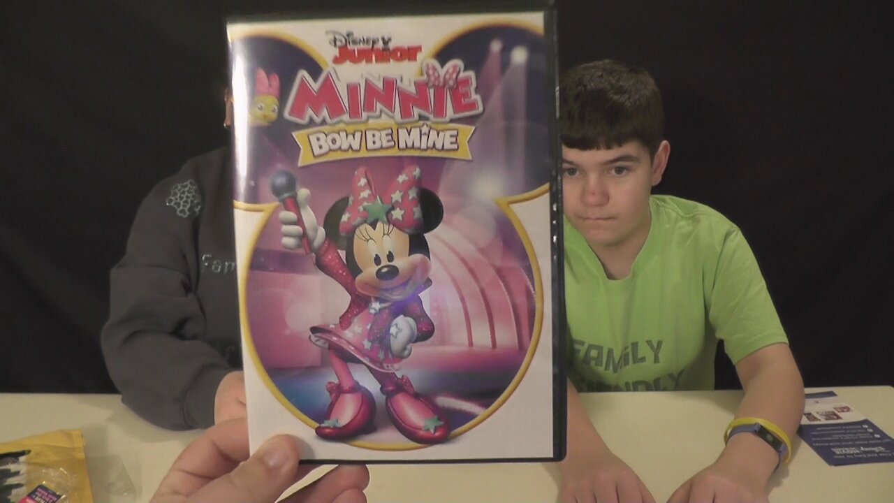 FFG Unboxing Minnie Bow Be Mine