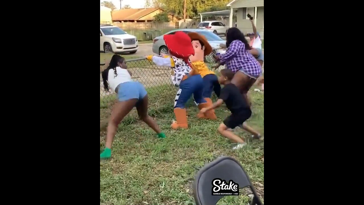 Kid didn’t want to see his mom twerking during his birthday party…