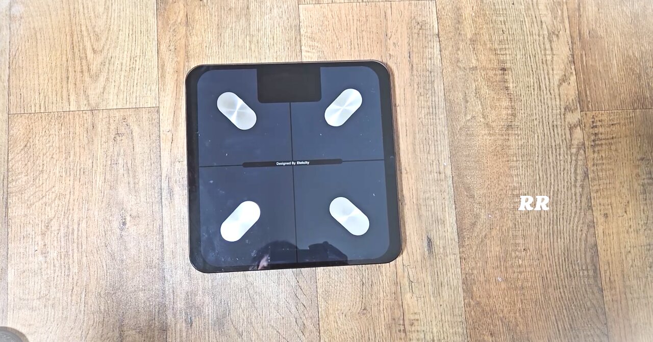 Etekcity Smart Scale, with BMI, Body Fat, Muscle Mass, and APP
