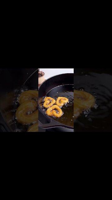 Mini Love Heart Churros 🤎⁣⁣⁣⁣#shorts