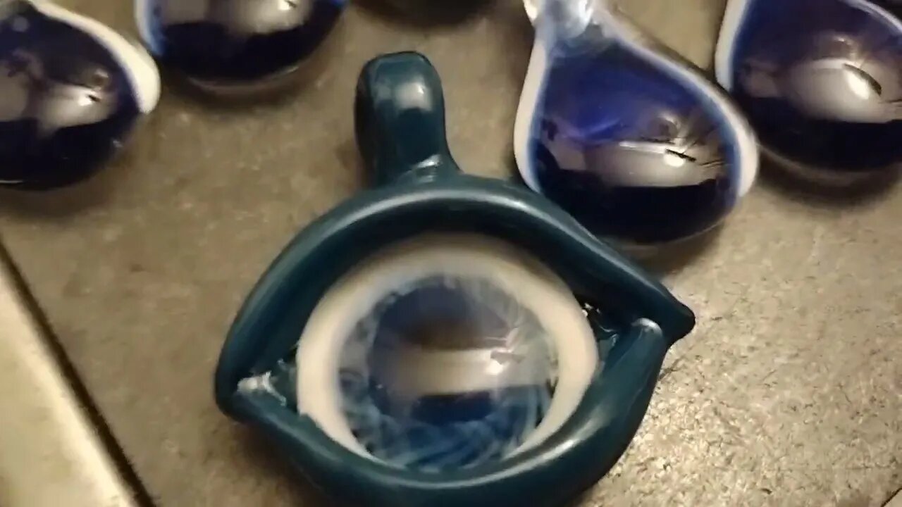 New Glass Fresh Out The Kiln! GarduñoGlass Crutches, The Drop Of Water 2.0, and this Eye Pendant!