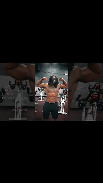 You can get all the BBL’s you want, I’m still gonna choose that natural booty 👑