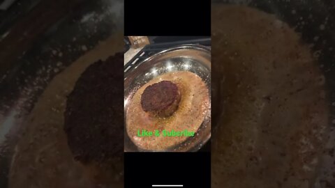 Why you should Cook a Burger Right Now #shorts #food #cooking