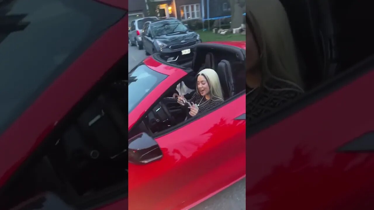 First Lady Of Toronto Ridin In Style!