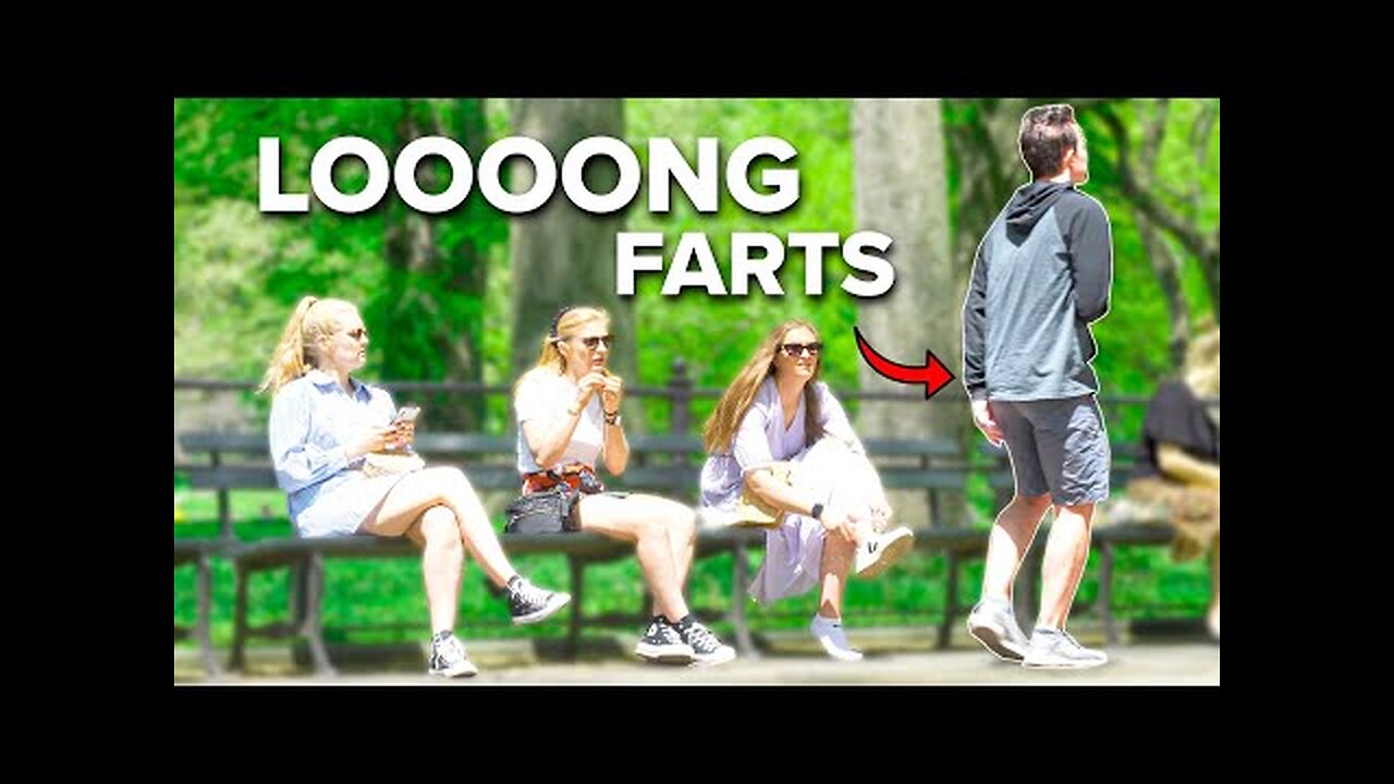 LONG FARTS in Central Park! Wet Fart Prank!