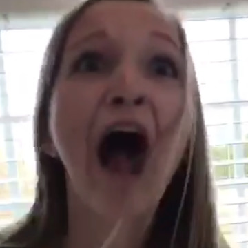 A Cute Fish Pretends To Be Dead To Escape