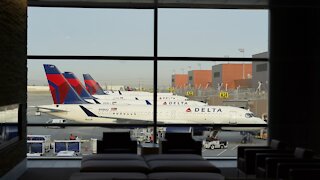 Delta To Avoid Furloughs For Most Employees