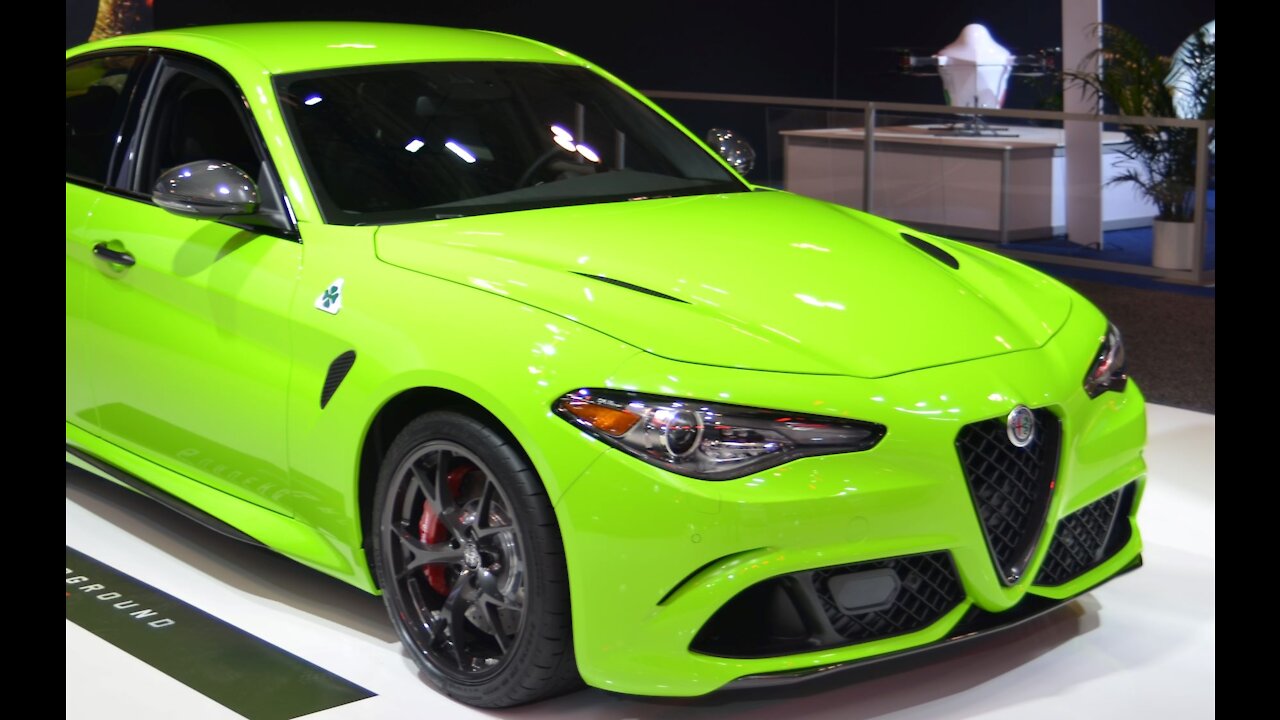 2020 Alfa Romeo Giulia Quadrifoglio Walkaround-Features & Specs