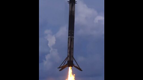 Amazing tracking footage of Falcon 9 landing on LZ-1