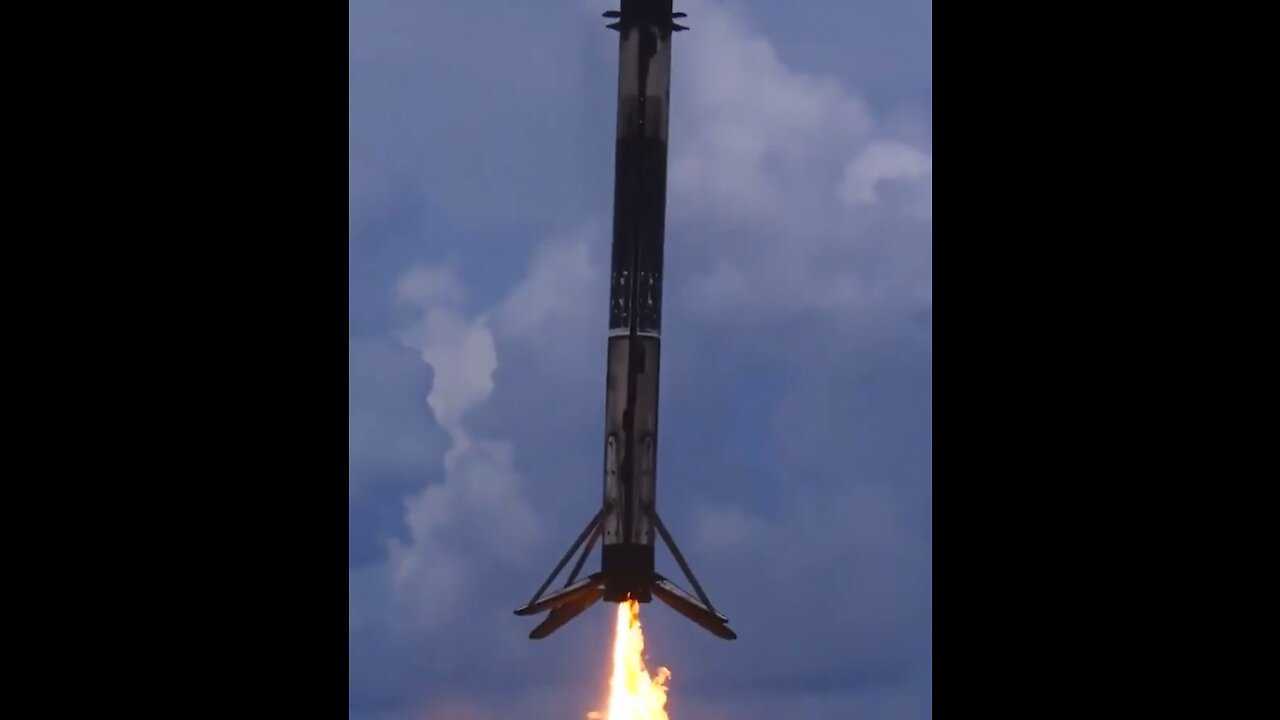 Amazing tracking footage of Falcon 9 landing on LZ-1