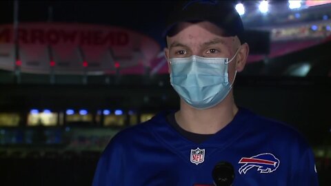 16 year-old Bills fan battling cancer travels to Arrowhead