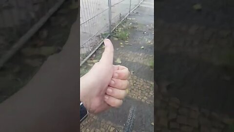 ponto de ônibus em Valinhos SP... completamente abandonado