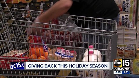 Arizona gives back this holiday season