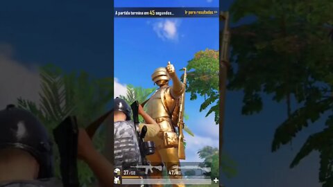 Vitória Jogando PUBG Mobile.