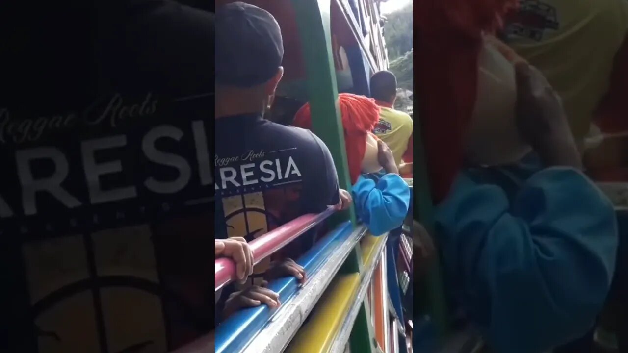 FOFÃO SUPER DIVERTIDO DANÇANDO BEM PERTINHO DAS CRIANÇAS NA CARRETA DA ALEGRIA, LIKE