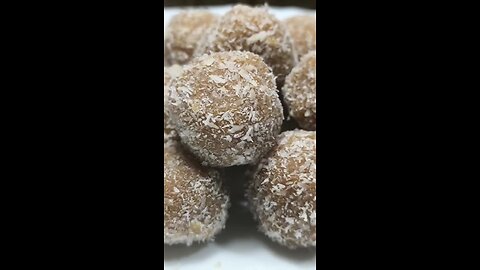 recipe of ceramlize coconut laddu