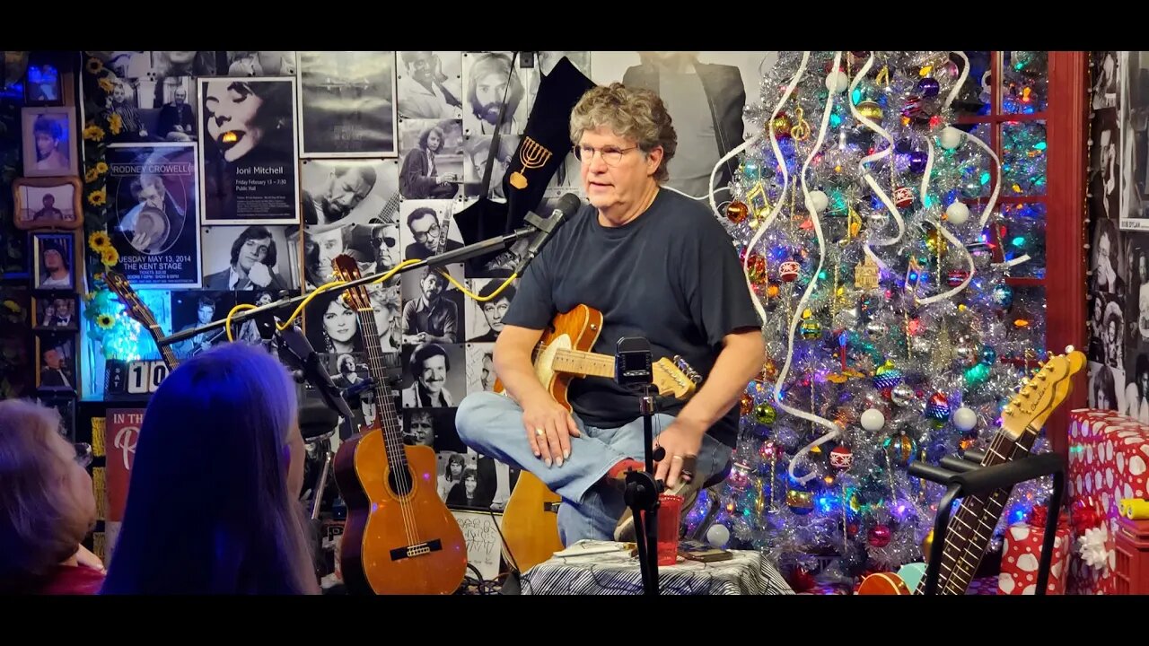 Tom Faulkner "There You Go Again" In The Music Room Single 2022