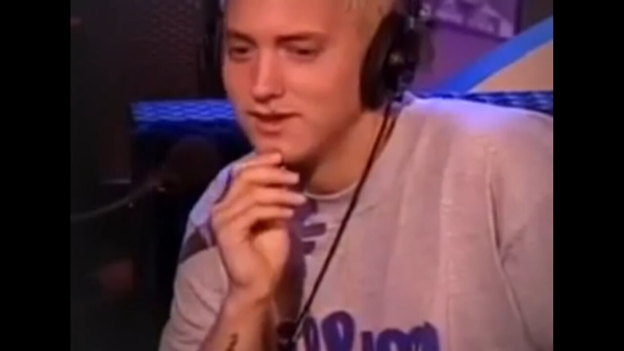 Howard Stern TV Eminem Interview E! Show Full Video ♥♥ - Geneva Esteban - 1999