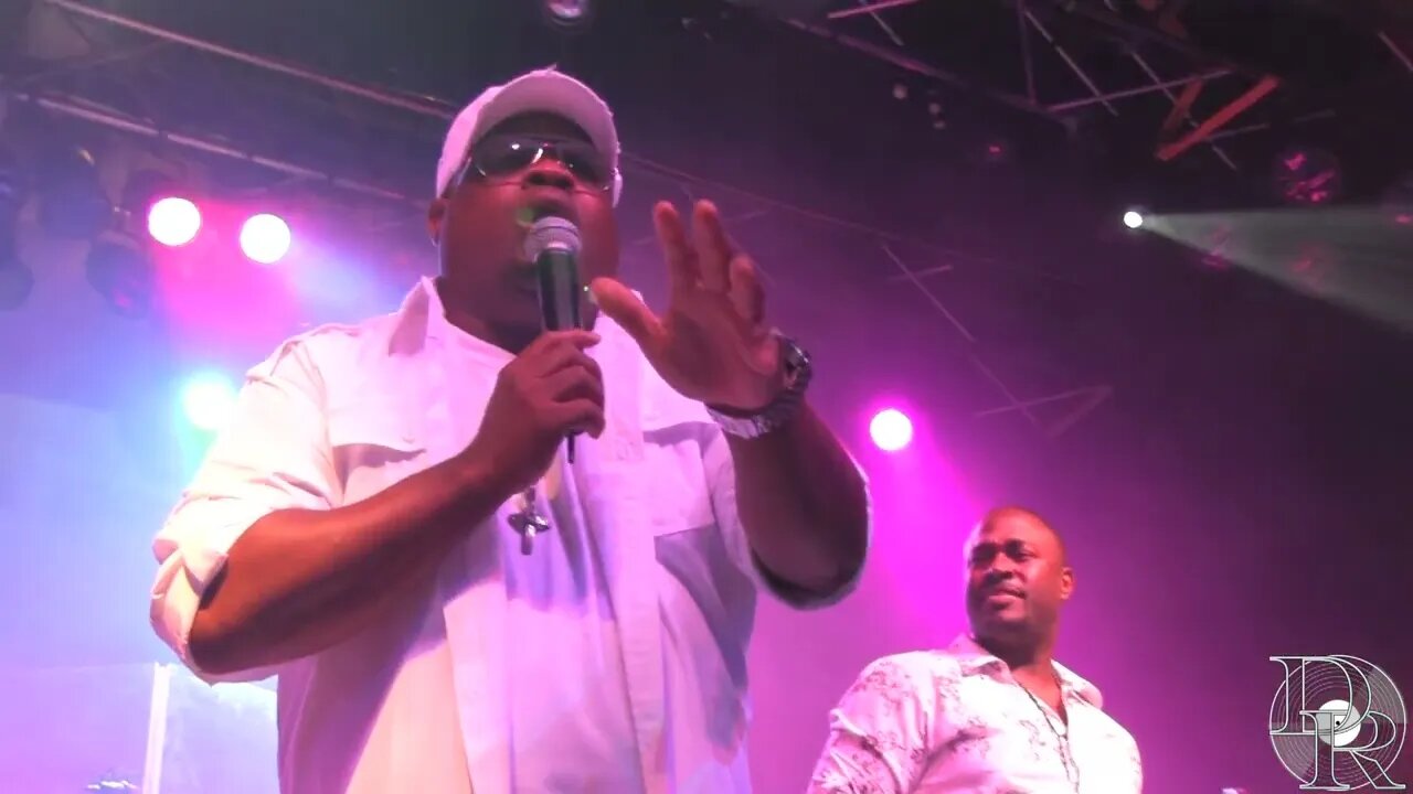 LeVelle at the Hot 103 3 2012 White Linen Party