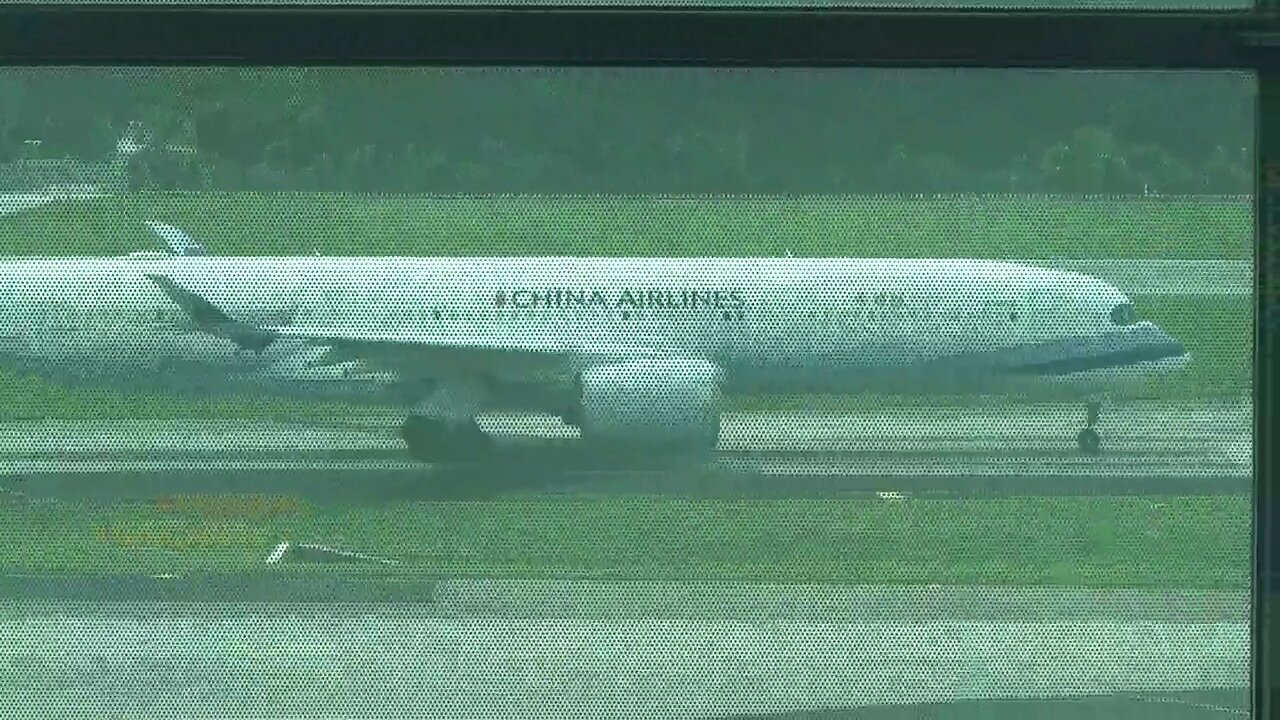 Airbus A350 B-18901 performing pushback before to takeoff from Singapore to Taipei